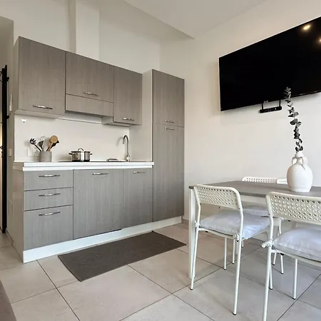 Apartment Aquavista - Panoramic Lakefront Penthouses With Pool *