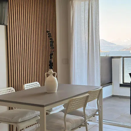 Aquavista - Panoramic Lakefront Penthouses With Pool Castelletto sopra Ticino