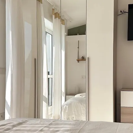 Lejlighed Aquavista - Panoramic Lakefront Penthouses With Pool