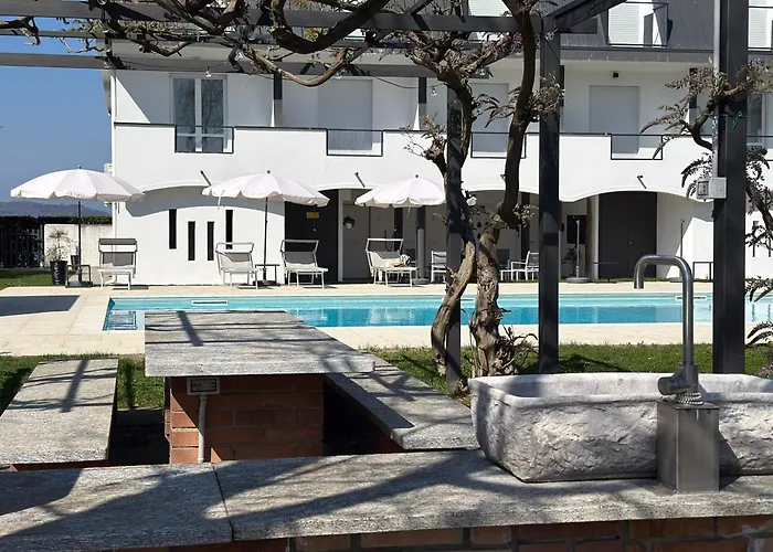 Apartamento Aquavista - Panoramic Lakefront Penthouses With Pool