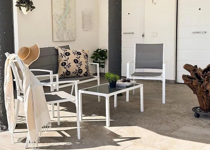 Aquavista - Panoramic Lakefront Penthouses With Pool Apartamento